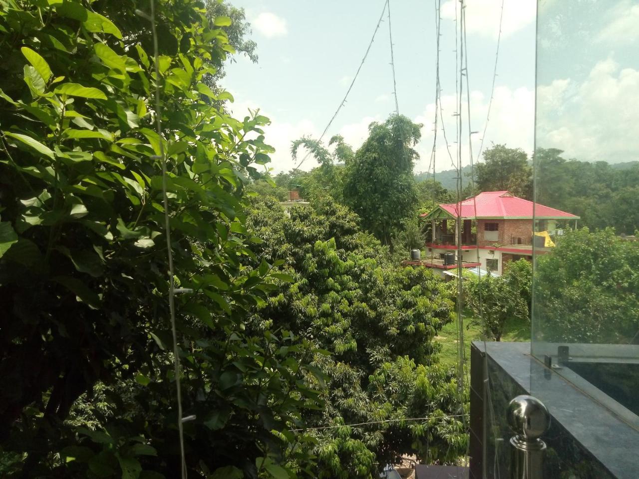 Hotel Sky Bule & Restaurant Khas Nagrota Εξωτερικό φωτογραφία